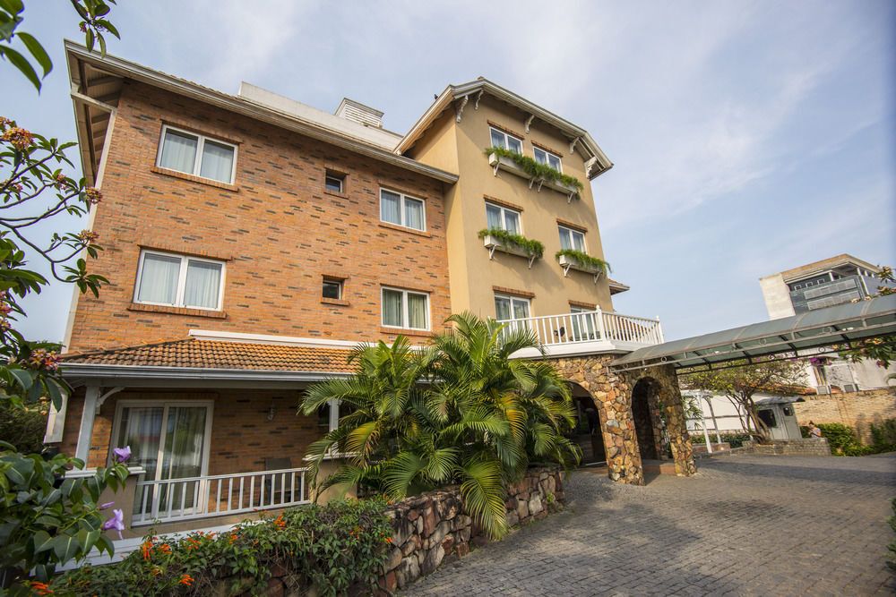 Hotel Villa Morra Suites Asuncion Exterior photo